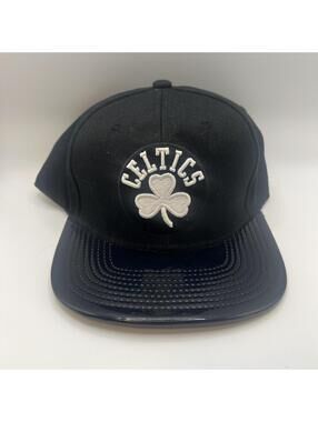 Mitchell & Ness Original Fit O.G. SnapBack Celtics Hat